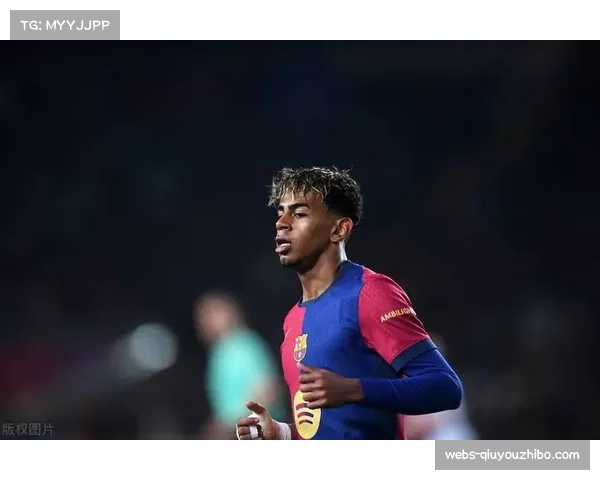 巴萨高位压迫致西班牙人后场出球失误 亚马尔肋部渗透造首球